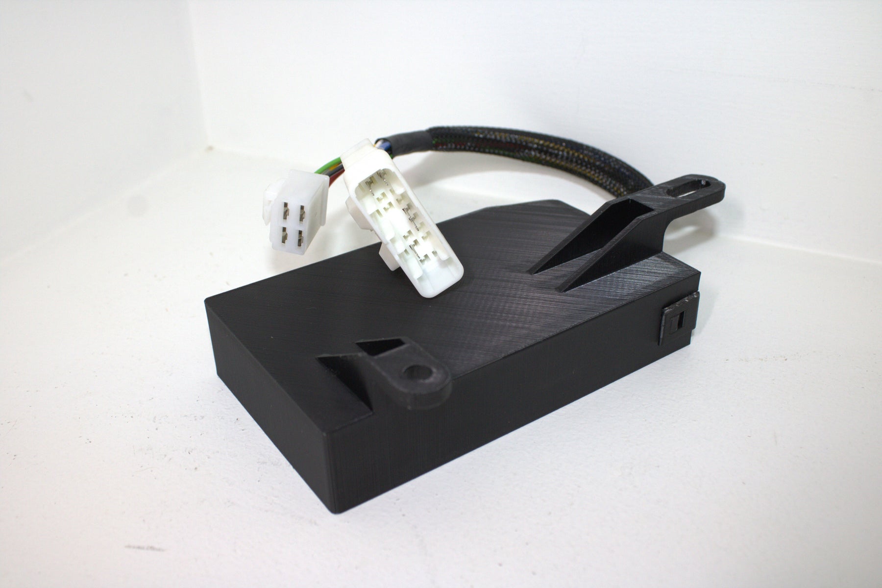 80 Series Land Cruiser Diff Lock Box for ARB Air Compressor